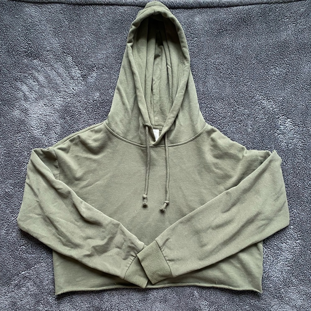 Size M Olive Green Cropped Hoodie